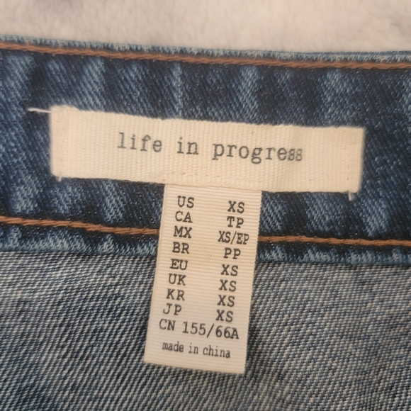 * Gifted* LIFE IN PROGRESS JEAN SKIRT XS - Picture 3 of 4